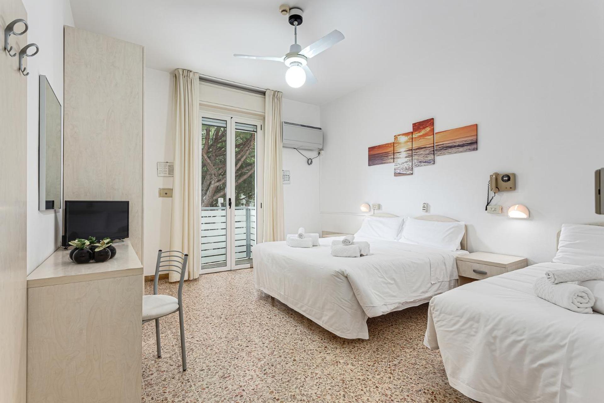 Hotel Cuba ミラノ・マリッティマ エクステリア 写真